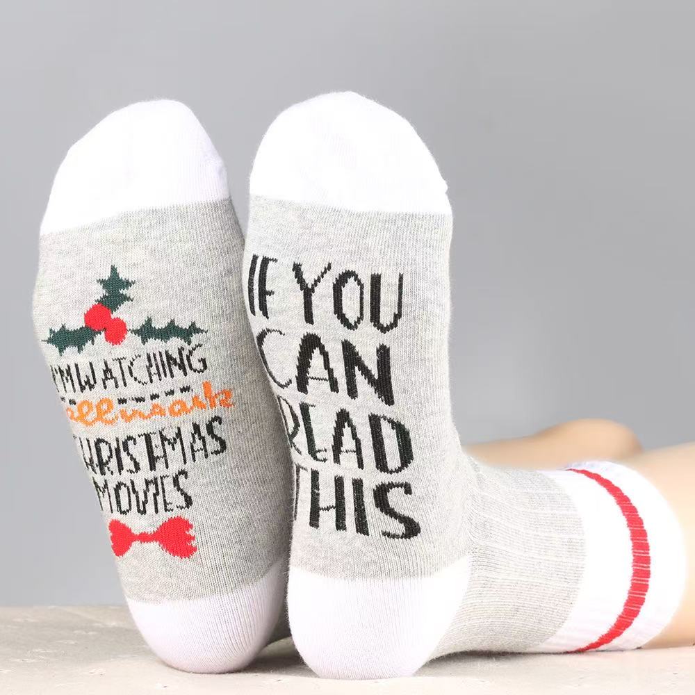 TLOPA®'s dual-tone socks aren’t just eye-catching — they’re engineered for comfort and performance.